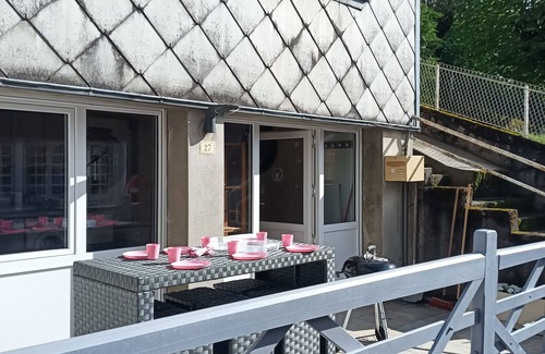 Murat-le-Quaire House | Welcome to Clair de lune Individual house with terrace Pets welcome