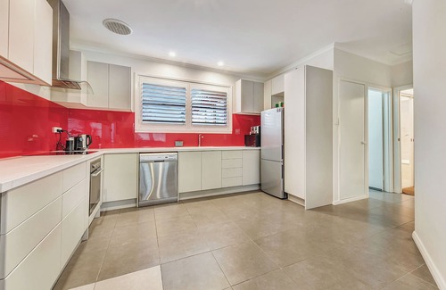 Bright House | Welcome to Clarity on Claret!