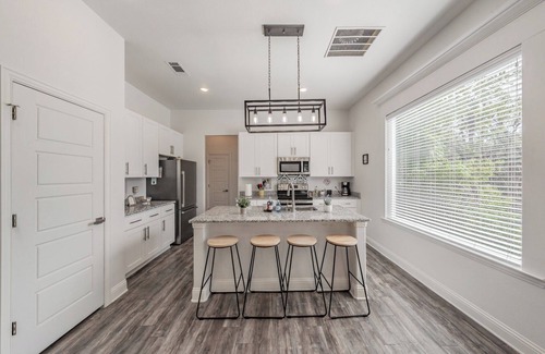 Fort Worth House | Welcome to Cowtown Casita - close to the Stockyards, Billy Bob's and more!