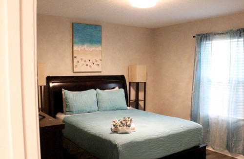 Westside House | Welcome to Crystal Retreat