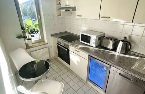 Schoenefeld Apartment | Welcome to Fly Inn Apartment Berlin