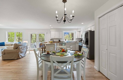 York Harbor House | Welcome to Following Seas!