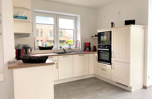 Varel House | Welcome to Haus Friesland 10! - House "Friesland 10", Am Alten Deich