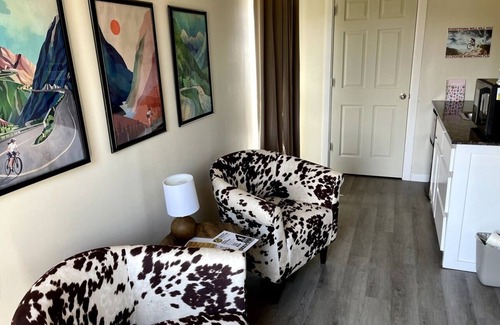 Medicine Park Apartment | Welcome to InnHabit – Medicine Park’s only tiny house resort building unforgettable memories