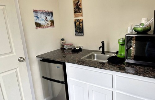 Medicine Park Apartment | Welcome to InnHabit – Medicine Park’s only tiny house resort building unforgettable memories
