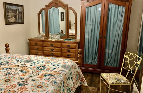 Dover Other | Welcome to Jireh's Haven Quiet, Charming 3 Bedroom Farmhouse