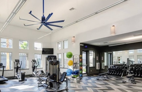 Tracy Apartment | Welcome to Luxe’s Exquisite Luxury Apartment
