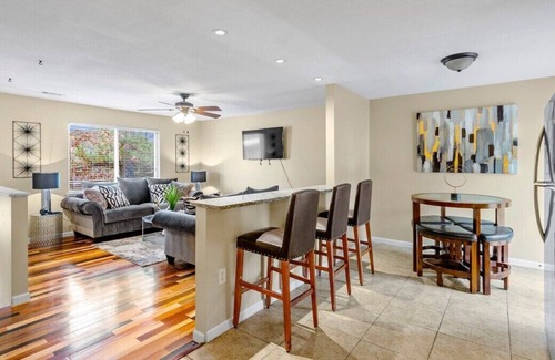 Northside House | Welcome to North Shore! The Entire house 4 bedroom is your home away from home