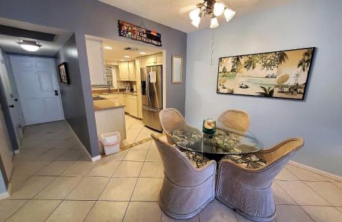 Daytona Beach House | Welcome to Oasis #21 Your Coastal Retreat in Daytona Beach Shores-Walk To The Beach