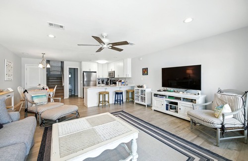East End House | Welcome to Ocean Mile H-8!