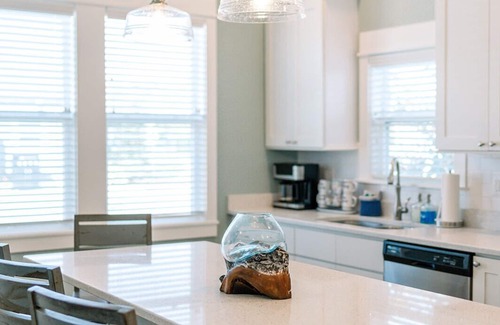 Corolla Light Condo | Welcome to Ohanakai - 2 bed, Single Level Pets Welcome! Walk to the Beach