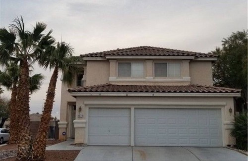 Summerlin House | Welcome to our charming and cozy retreat in the heart of Las Vegas