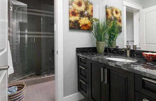 Southeast Kelowna House | Welcome to our exceptional vacation rental property located in the heart of Kelowna