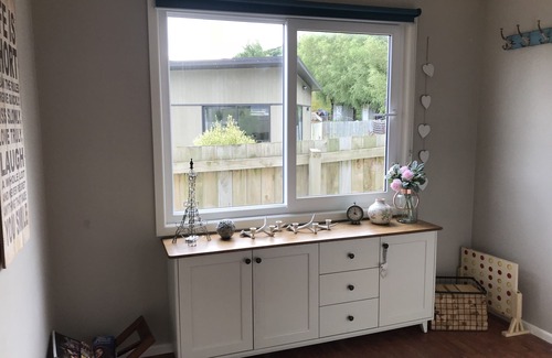 Dunedin House | Welcome to our holiday house, your home away from home.