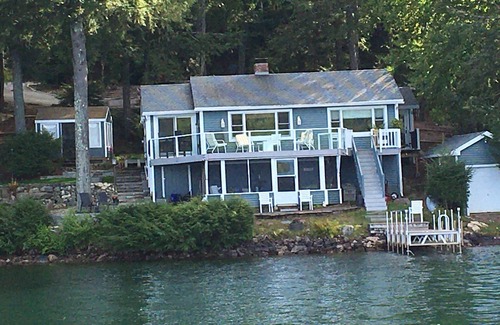 New Durham House | Welcome to our Lakehouse-nestled just steps away from pristine Merrymeeting Lake