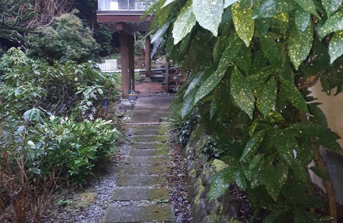 Metchosin Apartment | Welcome to Sacred Pilgrimage Studio with Garden View