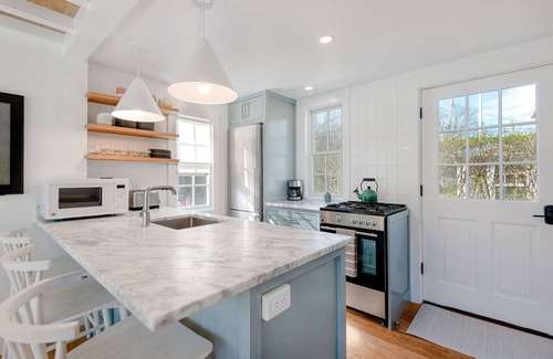 Siasconset Cottage | Welcome to Sea Suite ~ The perfect beach cottage in the heart of Sconset