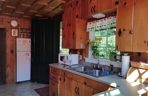Seal Cove House | Welcome to Seal Cove Cottage