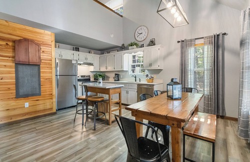 Sloans Valley House | Welcome to “Stealing Time” – Your Cozy Getaway