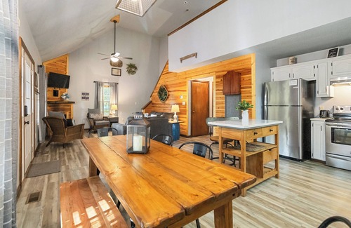 Sloans Valley House | Welcome to “Stealing Time” – Your Cozy Getaway