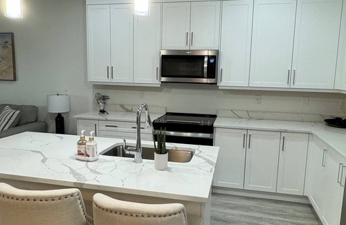 Cape Harbour House | Welcome to Sunset Serenity! A 3 bedroom townhome located within Cape Harbour.