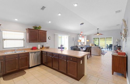 Collier Villa | Welcome to Sunset Fairways Villa