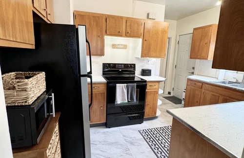 Richmond House | Welcome to Tandem House! Family-Friendly, Southeast Portland Gem!