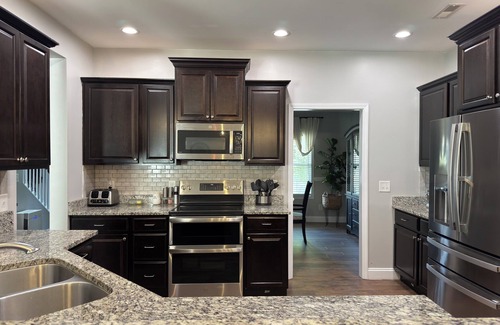 Kingsport House | Welcome to the Appalachian Oasis. Pool home with 4 bedrooms, 3 bath and gym.