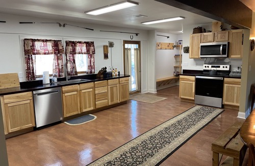 Fennville House | Welcome to The Country Lodge
