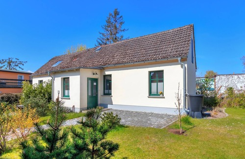 Ahlbeck House | Welcome to the Gartenoase vacation home in the Baltic seaside resort of Ahlbeck on Usedom.