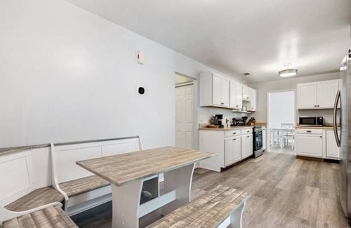 Port Saint Lucie House | Welcome to the Hacienda South! Only 15 Min. From the Beach!