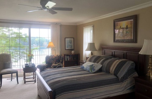 St. Clair House | Welcome To The Hilltop River House