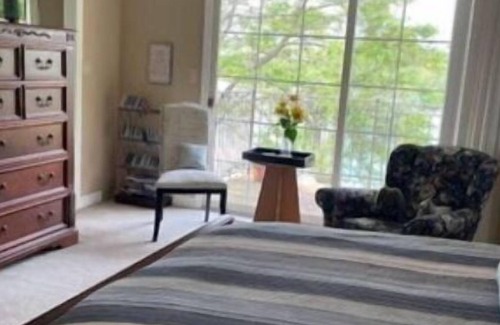 St. Clair House | Welcome To The Hilltop River House