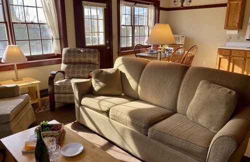 York Beach House | Welcome to The Little Guy!