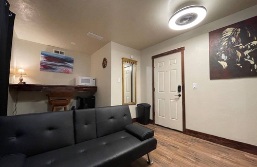 Kanab Apartment | Welcome to The New Kanab Lodge Suite 24