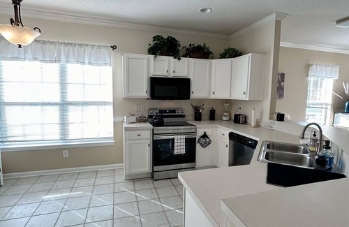 Red Hill Condo | Welcome to the perfect getaway.