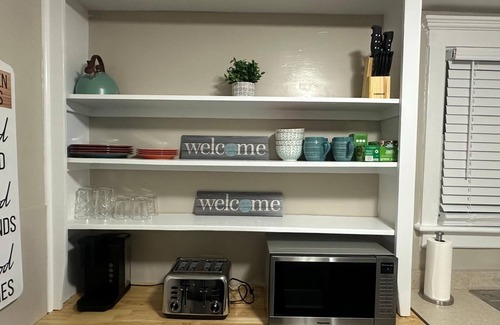 Akron House | Welcome to The Perazim!