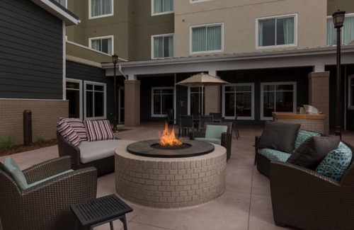 Northfield House | Welcome to the Residence Inn Denver Central Park!