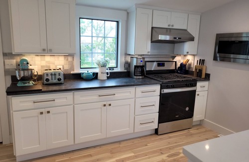 Oak Bluffs House | Welcome to The “SUMMER WIND” House! 5-Minutes to the Beach!