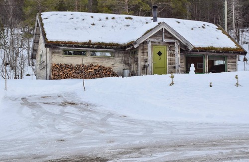 Bykle House | Welcome to this great vacation home in a beautiful setting just outside Hovden.