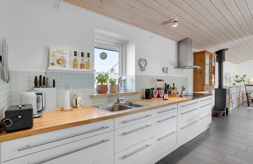 Strøby Egede House | Welcome to this modern and welcoming vacation home for an unforgettable vacation.