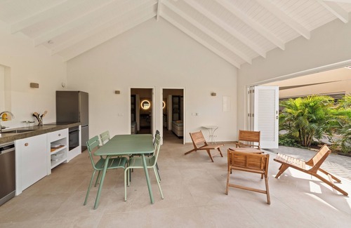 Koralengebied House | Welcome to Villa Grandi, where historic charm meets modern comfort