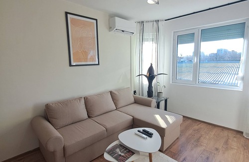 Haskovo Apartment | Welcome to White House Apartments, your cozy haven in the heart of Haskovo!