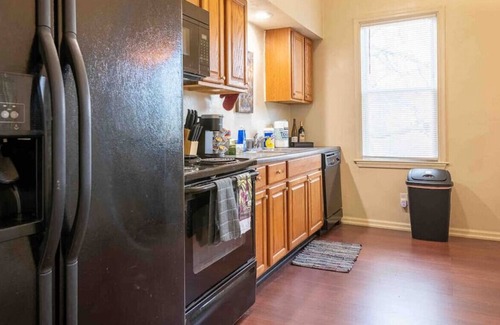 Newport News Apartment | Welcome to Your Home Away from Home