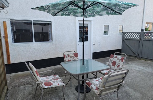 Langford Apartment | Welcome to your home away from home!