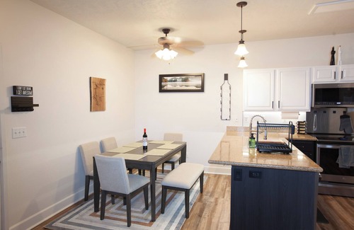 Coeur d'Alene Condo | Welcome to your stylish retreat in Coeur d'Alene!