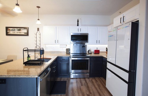 Coeur d'Alene Condo | Welcome to your stylish retreat in Coeur d'Alene!