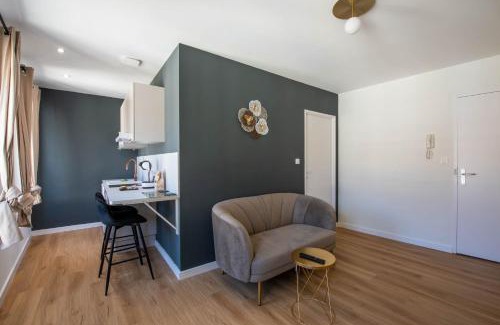 Agen Apartment | WelcomeAgen*Clim*Fibre*Salvador Dali