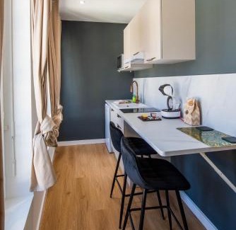 Agen Apartment | WelcomeAgen*Clim*Fibre*Salvador Dali
