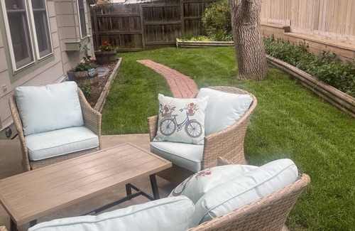 Ralston Valley House | Welcomes you!
